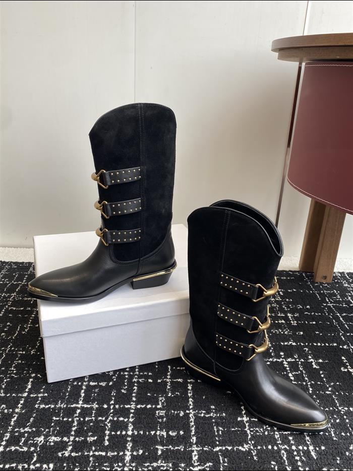 2025112817293555 470